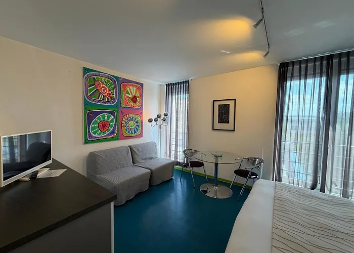 Domus Hotel